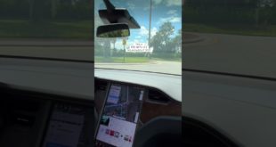 Tesla FSD Beta: Roundabout Test #tesla #modelx #fsd #fsdbeta #autopilot #elonmusk