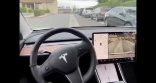 Tesla Autopilot Self Parking 😍💥 | Tesla Self Driving 💥 Model 3❤ Whatsapp status #Shorts