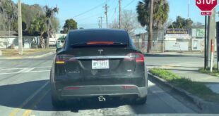 Watch TESLA AutoPilot FULL SELF DRIVING Beta FROM ANOTHER CAR !