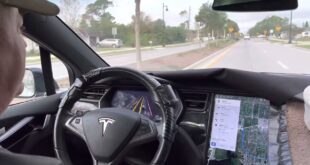 TRAFFIC CIRCLE vs. TESLA AutoPilot Full Self Driving BETA | FSD