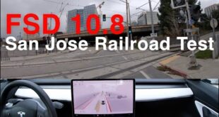 Full Self Driving Test (Light Rail Tracks & Jay-Walkers)