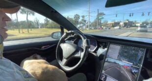 Watch TESLA AutoPilot FULL SELF DRIVING Beta MAKE A LEFT TURN !