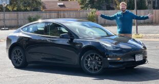 Tesla’s FSD Beta Is Nowhere Near Ready For Public Road Use. We Try It Out Around Our City!