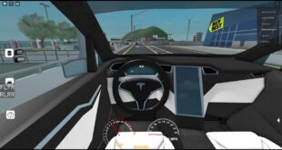 Amazing Roblox Tesla autopilot saves the day!