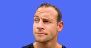 Live entertainment news flash: Dave Nihill at Gramercy Theatre in New York Mar 05, 2023