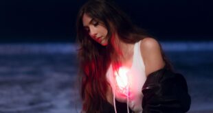 Presale code: Weyes Blood – In Holy Flux Tour at Brooklyn Bowl Nashville in Nashville Feb 22, 2023
