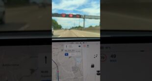 With Tesla Autopilot 2022.20.5 variable speed limit signs in the UK are being recognized #tesla