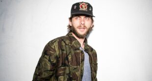 Presale password: Charlie Berens in Columbia, MO Apr 16th, 2023