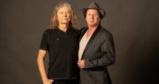 Live entertainment news flash: Jerry Harrison & Adrian Belew REMAIN IN LIGHT in Toronto, ON Mar 2nd, 2023