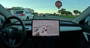 Tesla Full Self-Driving Beta 10.69.3 Director's Commentary