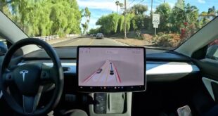 Raw 1x: Petersen Museum & LA Auto Show on Tesla Full Self-Driving Beta 10.69.3.1