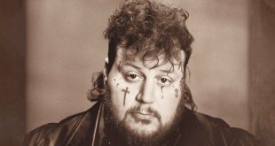 Breaking Presale: Mix 104.1 Presents Audacy Deck The Hall Balls performance in Boston, MA Dec 9th, 2023