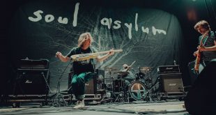 Live entertainment news: SOUL ASYLUM: Unplugged with special guest Ivan Neville in Minneapolis, MN Apr 20th, 2023