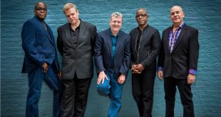 Hot touring announcement news flash: Spyro Gyra in Knoxville, TN May 18th, 2023