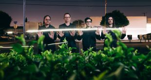 Presale password: Weezer at Azura Amphitheater in Bonner Springs Jun 11th, 2023