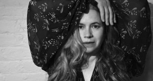 Live entertainment alert: An Evening with Natalie Merchant – Keep Your Courage Tour    in Woodinville, WA Sep 22nd, 2023