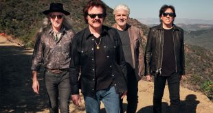 touring announcement ALARM: The Doobie Brothers 2024 at CHI Health Center Omaha in Omaha Aug 27th, 2024