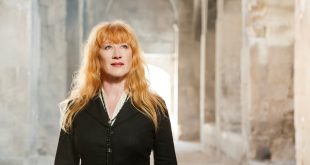 A chance to get tickets early for Loreena Mckennitt in Edmonton, AB Nov 12th, 2023