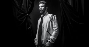 Important Show Alert: Anthony Jeselnik: Bones and Alls show in Gary, IN Apr 18th, 2024