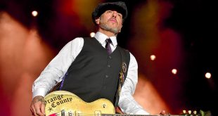 Presale: Social Distortion and Bad Religions show in Philadelphia, PA May 5th, 2024