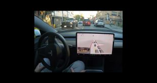 Autopilot Avoids Open Door (2) – Tesla FSD Beta #Shorts