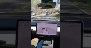 🔥Tesla FSD Beta😀 #shorts #tesla  #elonmusk #tech #technology #autopilot #fsdbeta