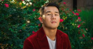 Coming soon: Ronny Chieng: The Love To Hate It Tour in Ft Lauderdale, FL Feb 15th, 2024