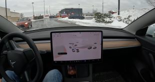 Autopilot Helps Me Get Coffee – Tesla FSD Beta 10.69.25.1 🇨🇦☕
