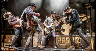Live entertainment ALARM: Neil Young in Napa, CA Jul 23rd, 2023