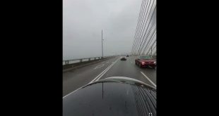 Autopilot Crossing Champlain Bridge – Tesla FSD Beta #Shorts