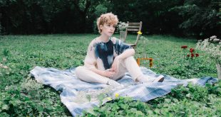 Important Concert news: Addison Grace w/ Madilyn Mei and Housewife in Austin, TX Nov 14th, 2023