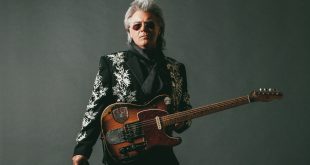 Presale: Marty Stuart And His Fabulous Superlatives in Des Moines, IA Feb 24th, 2024