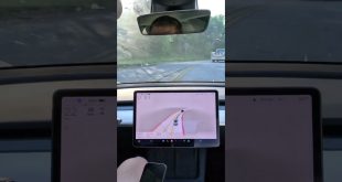 FSD vs🚶#shorts #tesla #teslacheck #elonmusk #tech #technology #autopilot #fsdbeta #magic