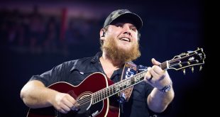 Important Concert ALERT: Luke Combs – Growin’ Up And Gettin’ Old Tours show in Orchard Park, NY Apr 19th, 2024