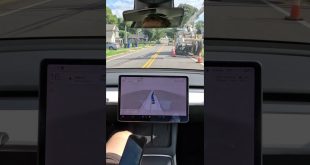 👌self driving👏 #shorts  #elonmusk  #fsd #fsdbeta #autopilot #magic #Tesla #cybertruck